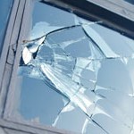 broken-glass-replace-leeds-bradford